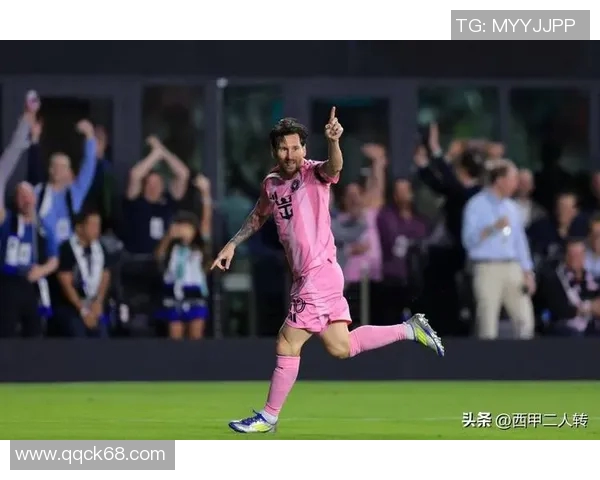 30号足球明星后卫的传奇故事与赛场风采揭秘