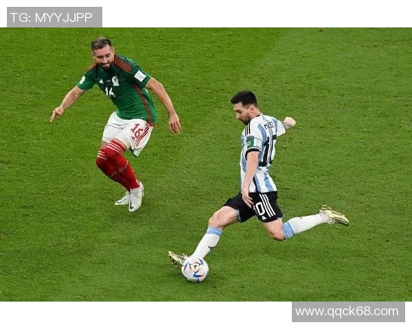 最近比赛中表现突出的足球明星们的精彩瞬间与赛场魅力分析 最近比赛中表现突出的足球明星们的精彩瞬间与赛场魅力分析