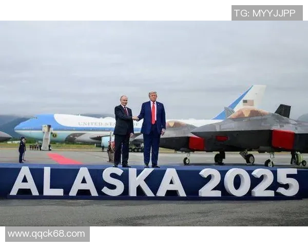 普京与足球明星亲密会晤探讨体育与国家形象的未来发展 普京与足球明星亲密会晤探讨体育与国家形象的未来发展