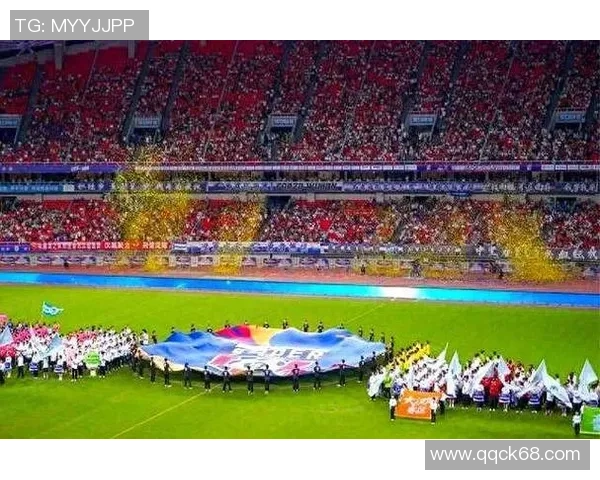 足球明星齐聚武汉展现风采球迷热情高涨共庆盛事