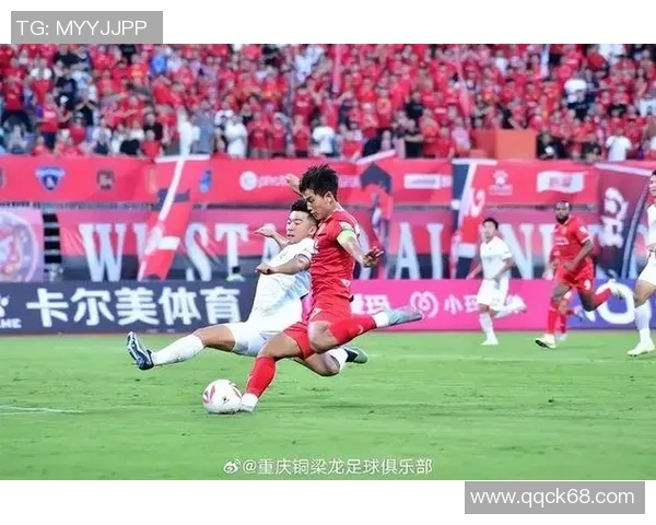 重庆足球队在联合会杯积分榜上以70分稳居第一名表现出色